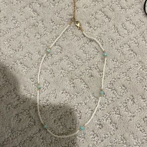 Bead necklace